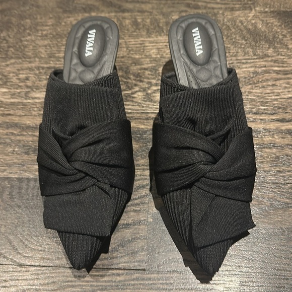 Vivaia Yaffa Wedge Black Knit Pointed Toe Comfort Mule size 37 (6.5) - Picture 5 of 11